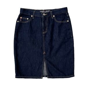 Last chance…Guess Denim Skirt Dark Wash 90’s 2 4 26 27